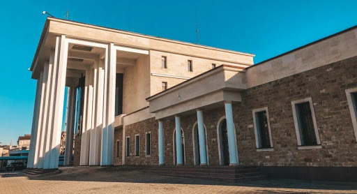 Российское посольство в Абхазии возобновило прием посетителей