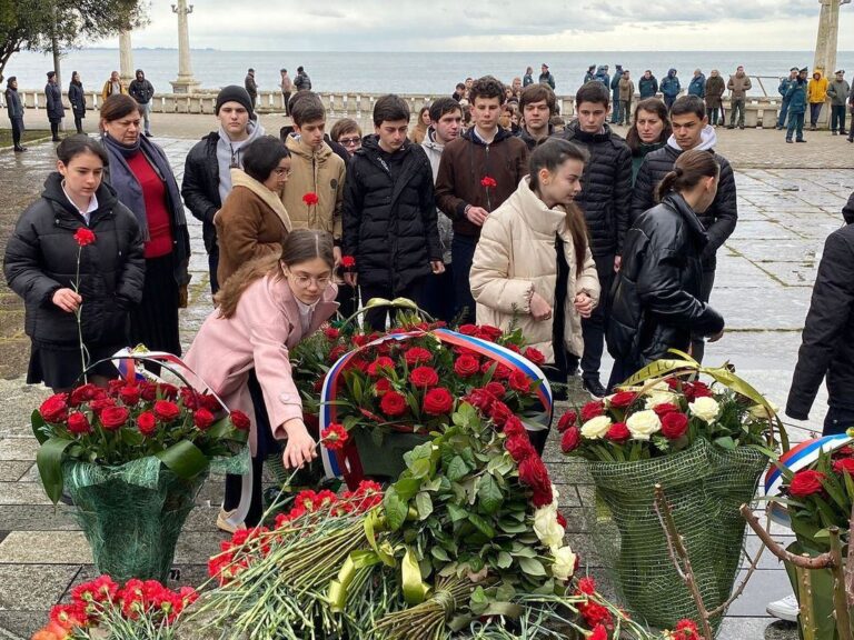 КСОРС принял участие в церемонии, посвященной 80-летию победы в Сталинградской битве